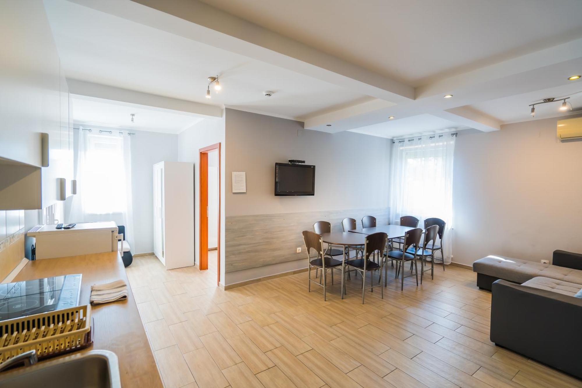 Riviéra Apartmanház Siófok Esterno foto