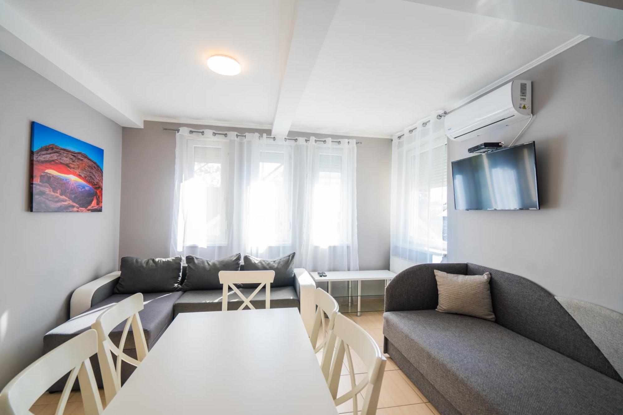 Riviéra Apartmanház Siófok Esterno foto