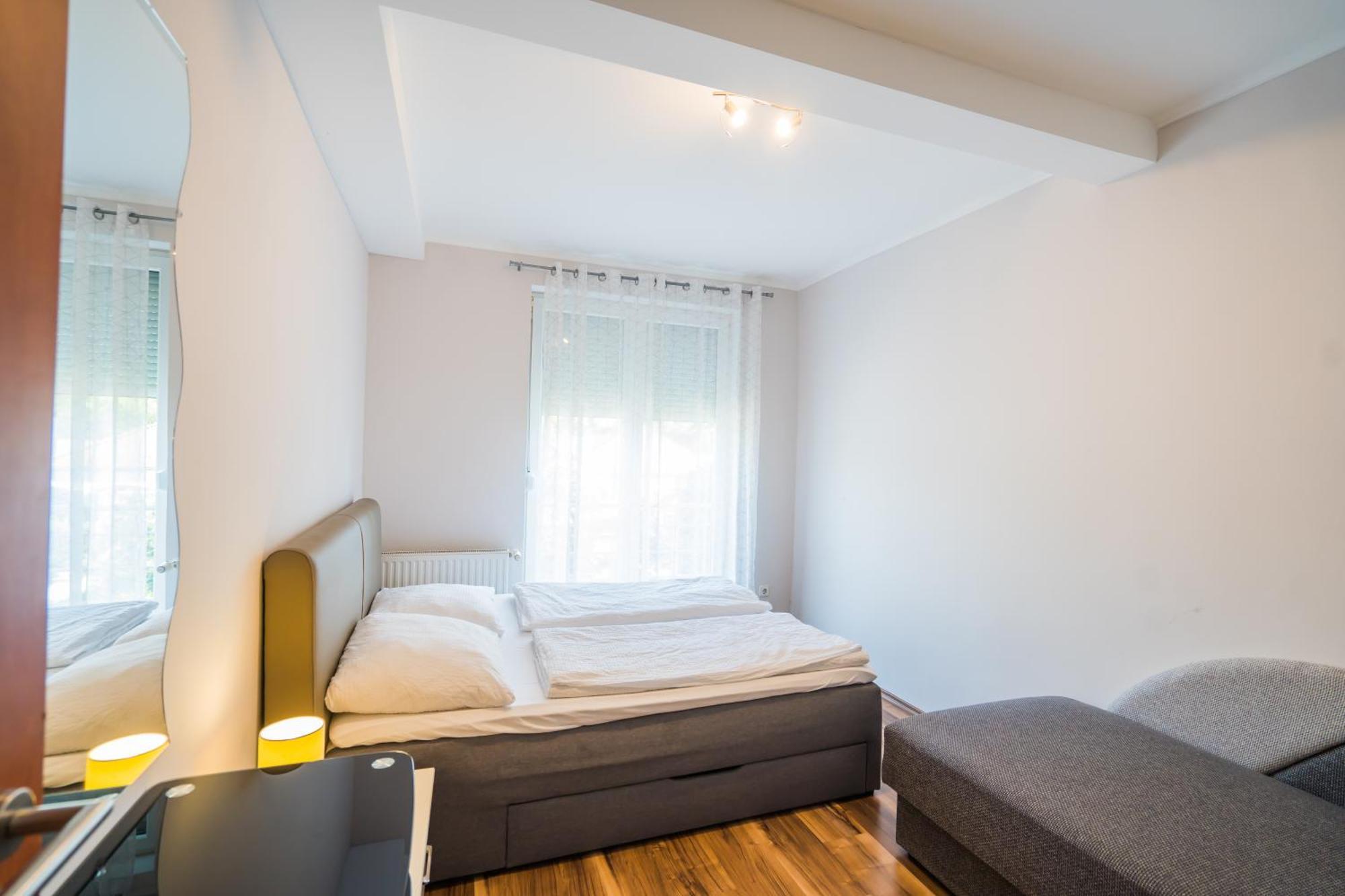 Riviéra Apartmanház Siófok Esterno foto