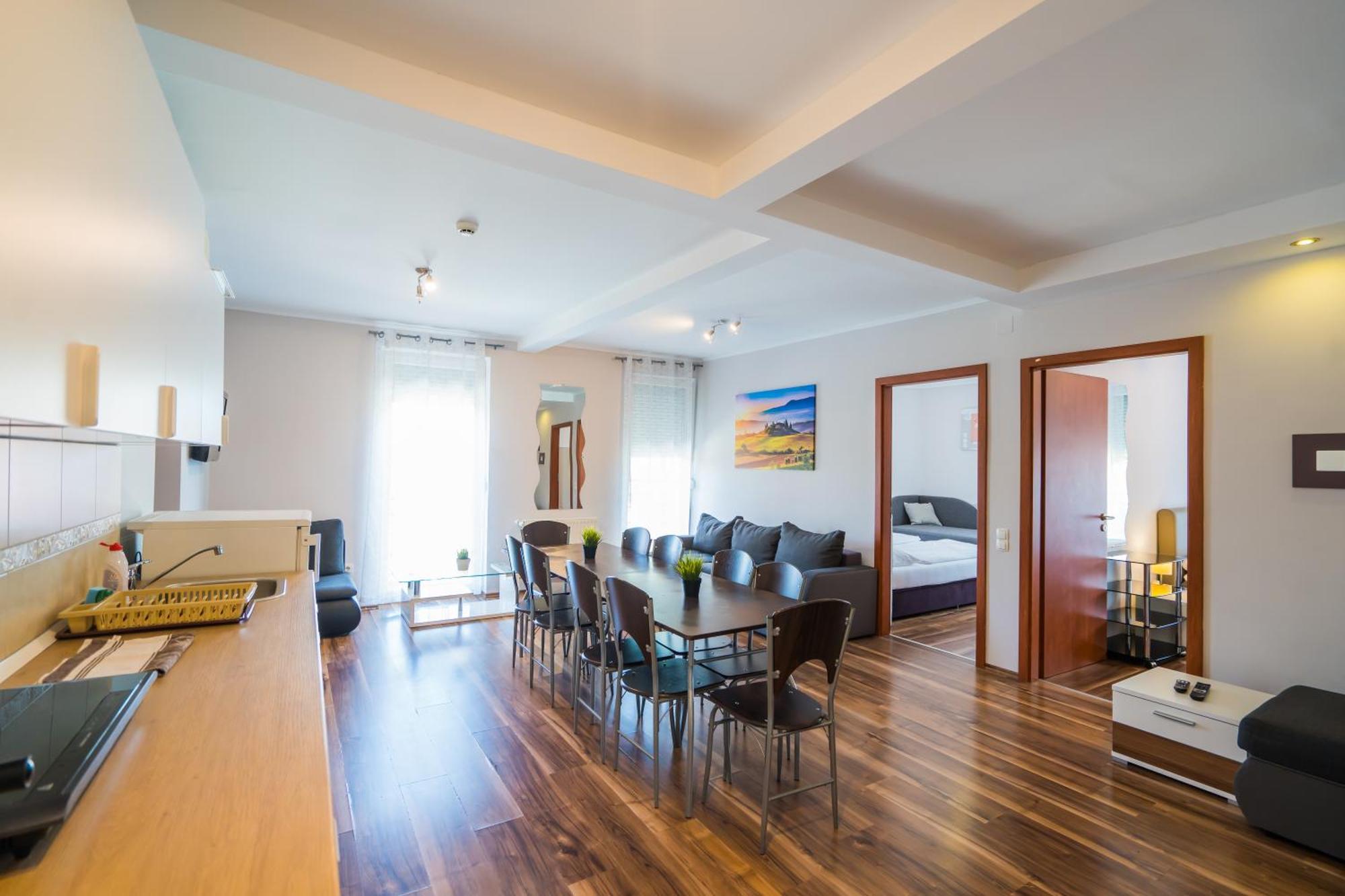 Riviéra Apartmanház Siófok Esterno foto