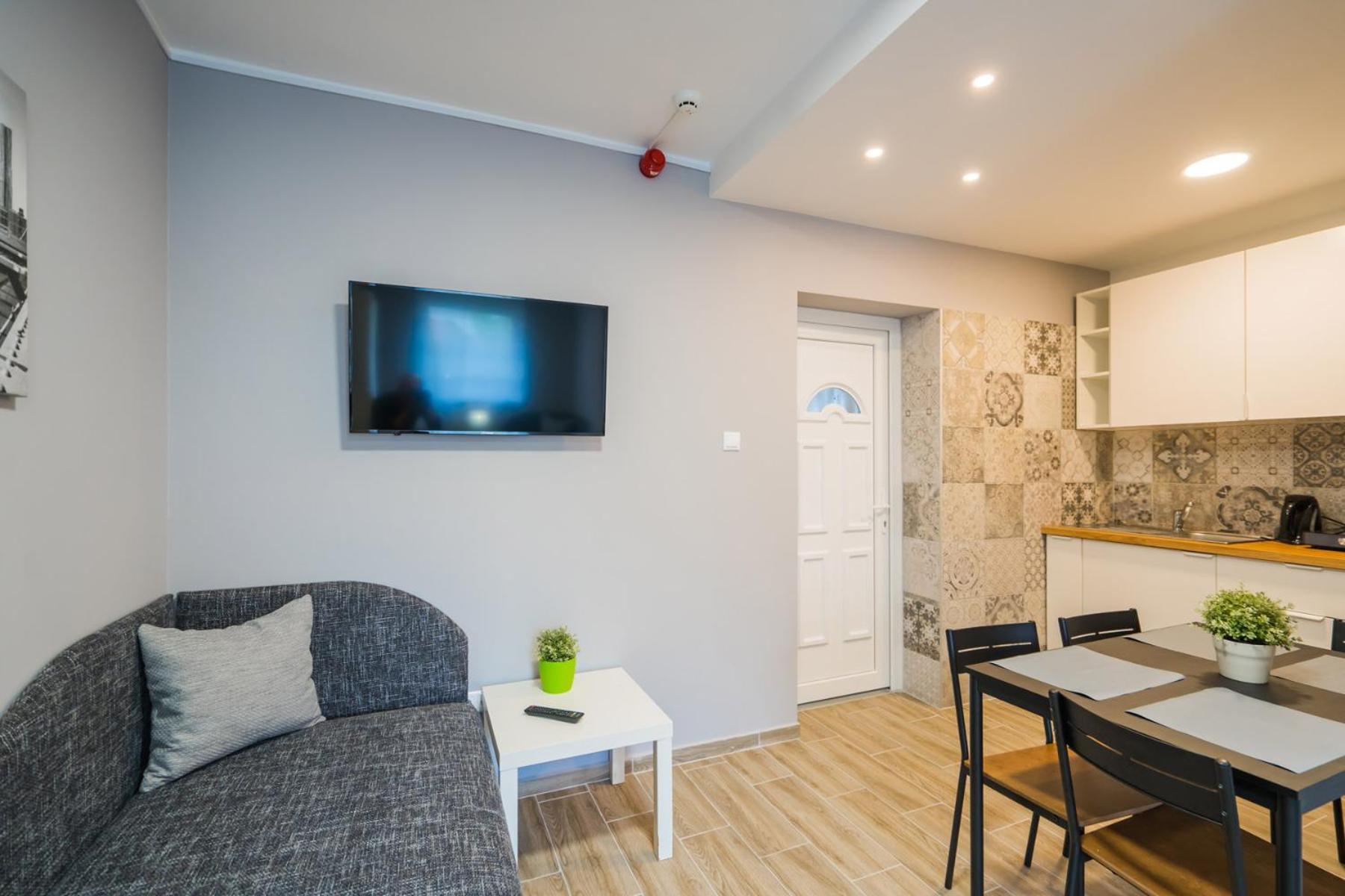 Riviéra Apartmanház Siófok Esterno foto
